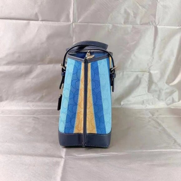 COACH C4086 MOLLIE TOTE 25 IN SIGNATURE JACQUARD WITH STRIPES IM/BLUE/YELLOW MUL - Picture 3 of 6
